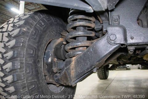 2001 AM General Hummer