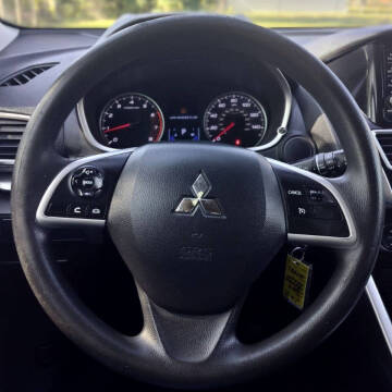 2019 Mitsubishi Eclipse Cross ES