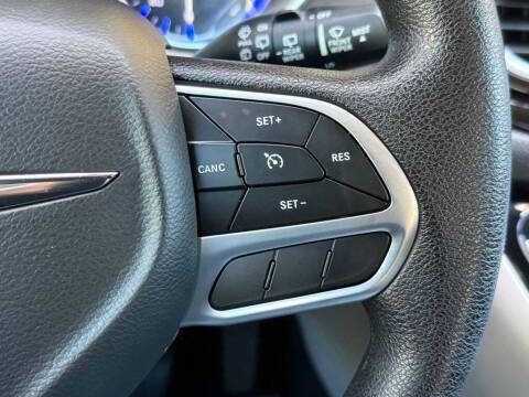 2021 Chrysler Voyager L