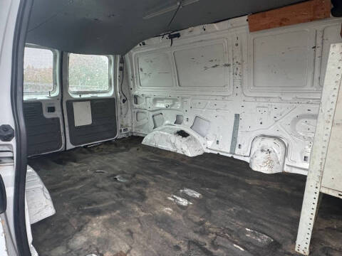 2006 Ford E-Series E-250