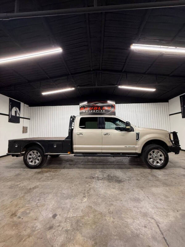 2017 Ford F-350 Super Duty Lariat