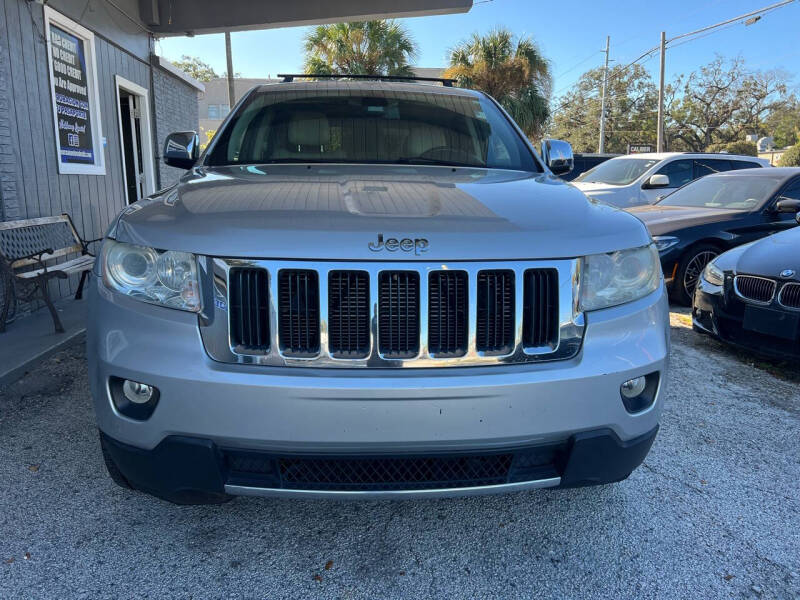 2013 Jeep Grand Cherokee Limited photo 7