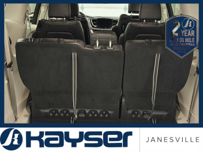 2022 Chrysler Pacifica Touring L