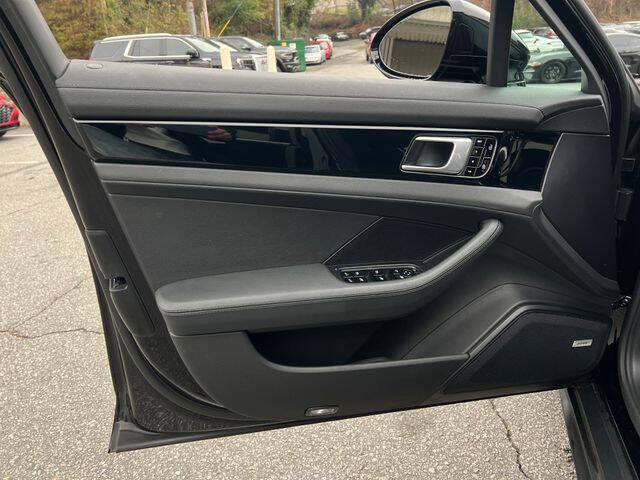 2019 Porsche Panamera