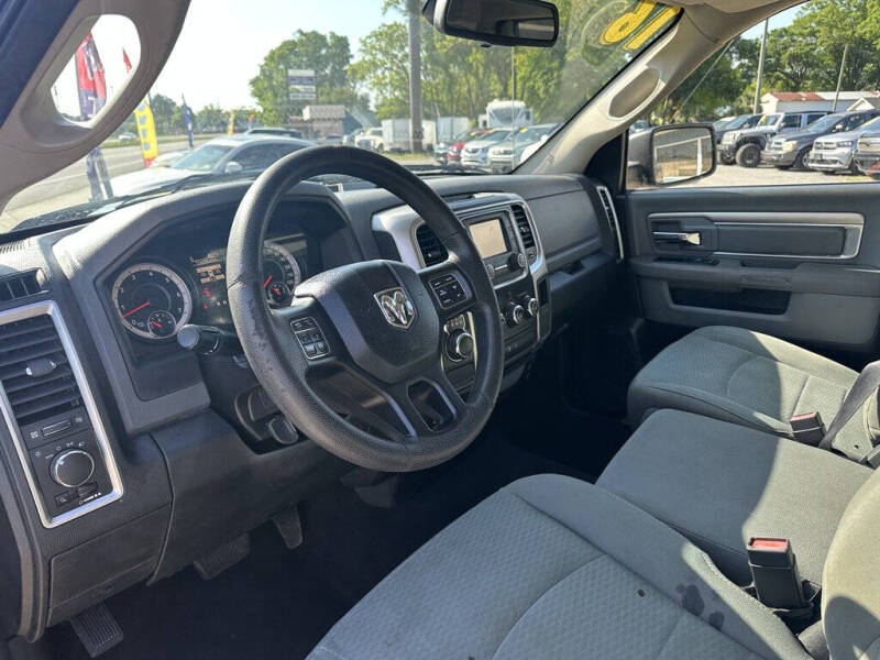 2016 RAM 1500 SLT