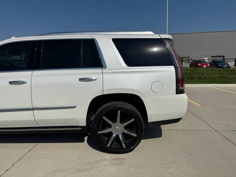 2017 Cadillac Escalade Premium Luxury