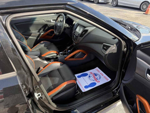 2016 Hyundai Veloster Turbo