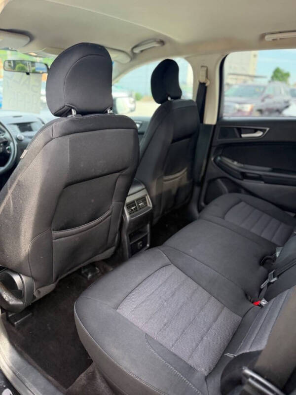 2018 Ford Edge SE