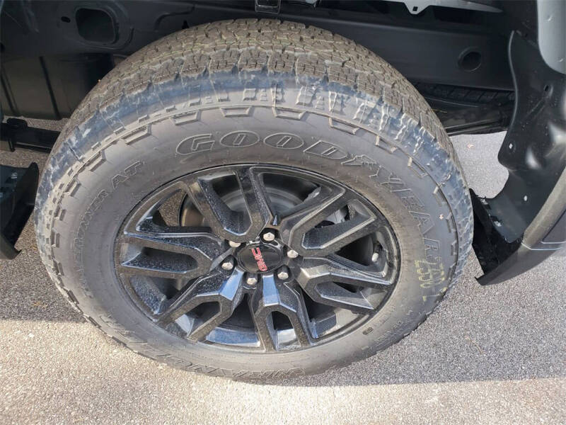 2026 GMC Sierra 1500 Elevation Standard