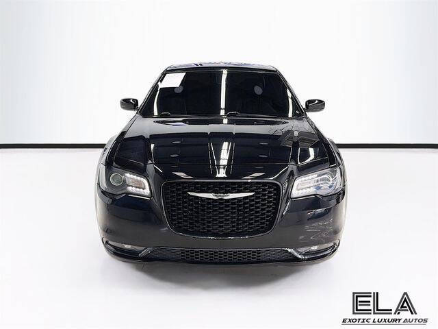 2019 Chrysler 300 S