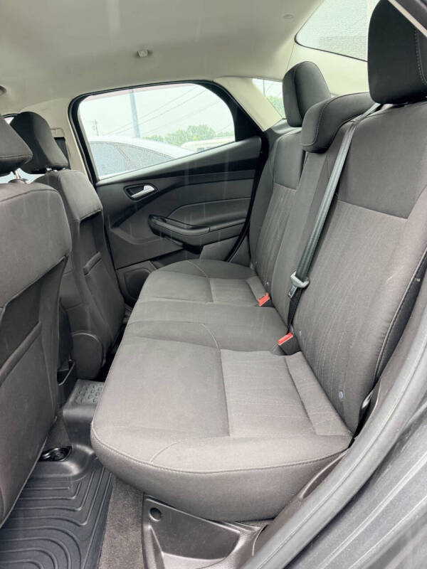 2017 Ford Focus SE