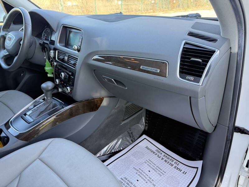 2014 Audi Q5 2.0T quattro Premium Plus