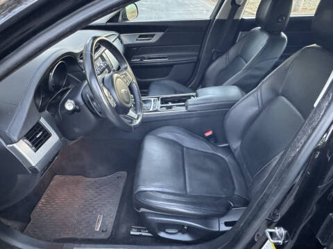 2018 Jaguar XF 35t Premium