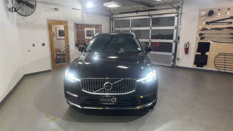 2023 Volvo XC60 B6 Ultimate Bright Theme