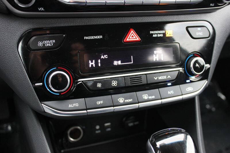 2018 Hyundai Ioniq Hybrid Blue