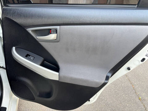 2015 Toyota Prius Two