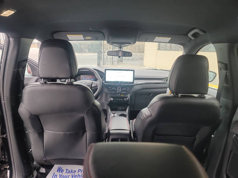 2025 Ford Escape ST-Line