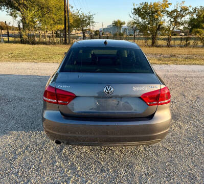 2014 Volkswagen Passat 1.8T SE