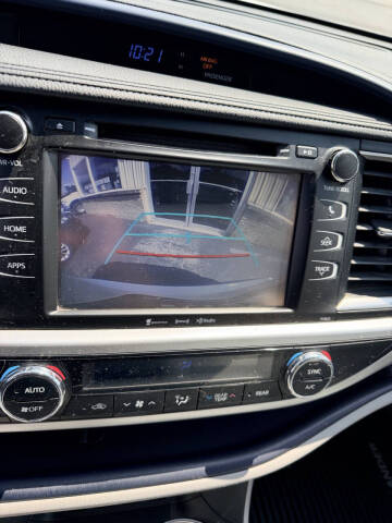 2019 Toyota Highlander LE Plus