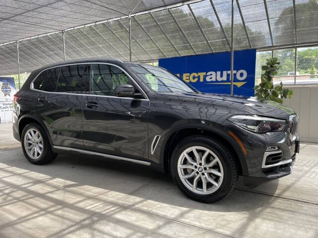 2019 BMW X5 40i's photo
