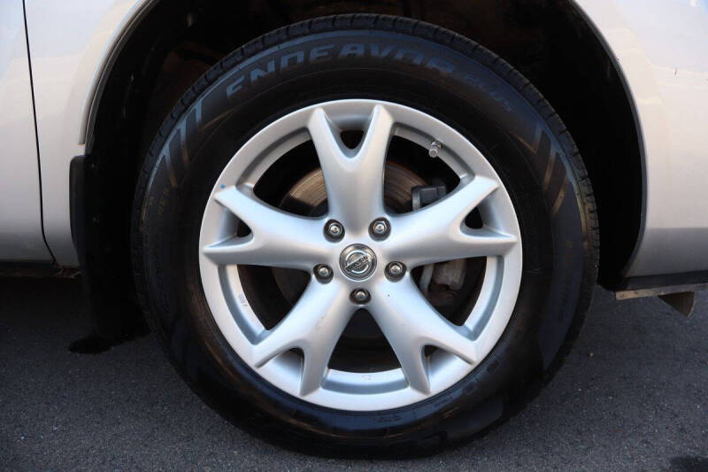 2011 Nissan Rogue SV