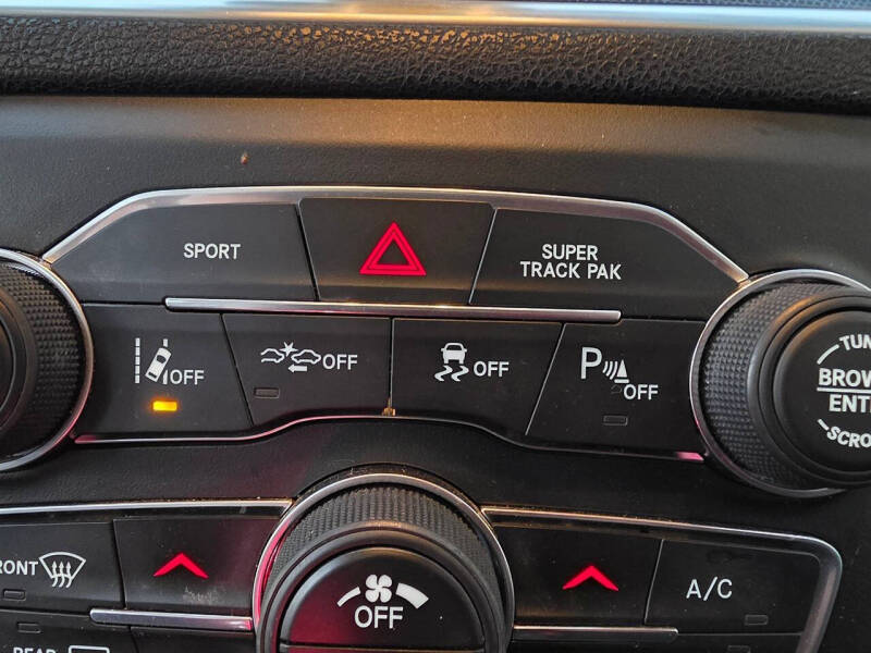 2016 Dodge Charger R/T Scat Pack