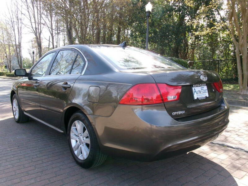 2010 Kia Optima LX