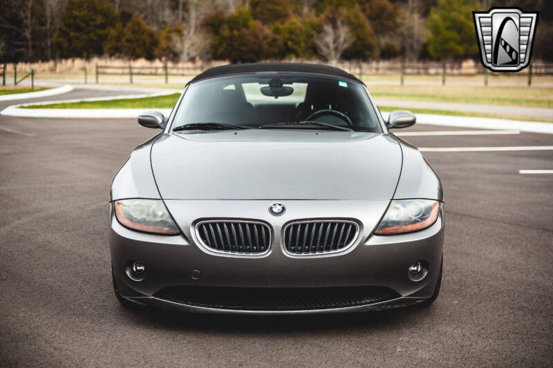 2004 BMW Z4 2.5i