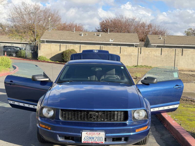 2007 Ford Mustang V6 Deluxe