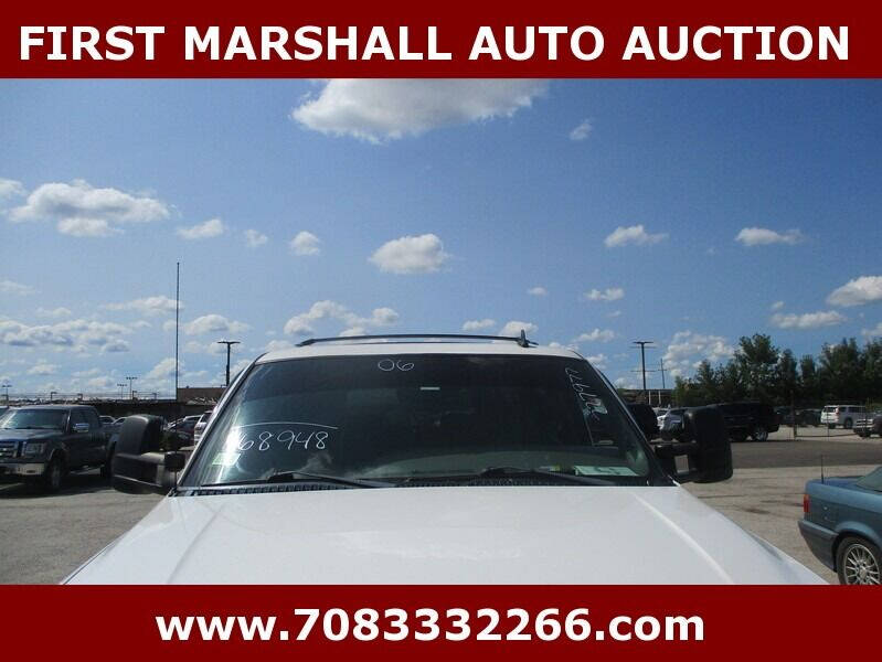 2006 GMC Yukon XL for sale at First Marshall Auto Auction in Harvey IL