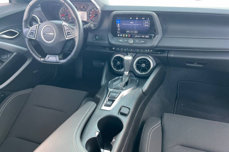 2024 Chevrolet Camaro LT