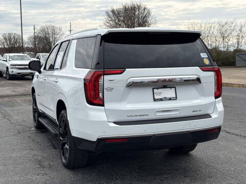 2023 GMC Yukon SLT