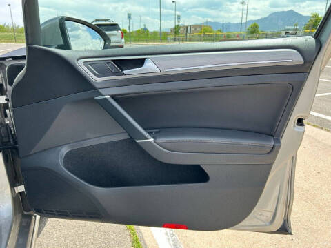 2016 Volkswagen Golf