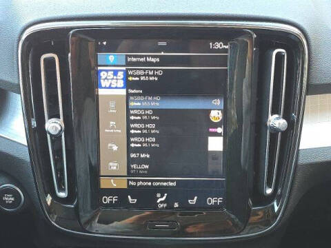 2020 Volvo XC40 T5 Momentum