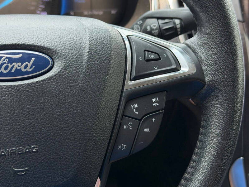 2021 Ford Edge Titanium