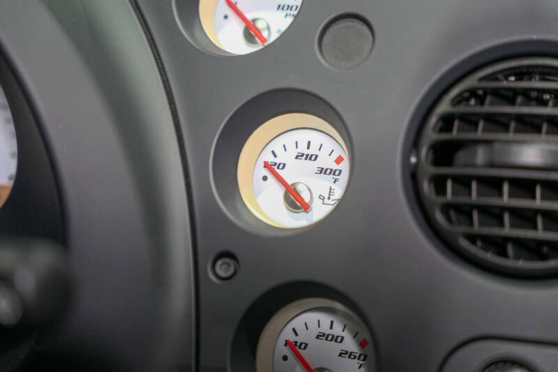 2004 Dodge Viper SRT-10