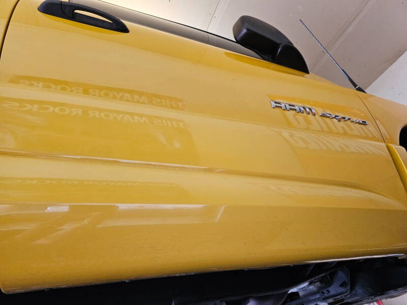 2005 Dodge Ram 1500 SRT-10
