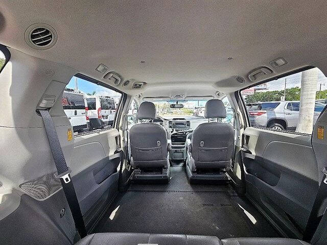 2014 Toyota Sienna