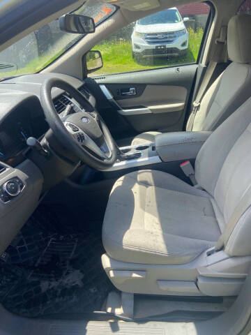 2011 Ford Edge SE