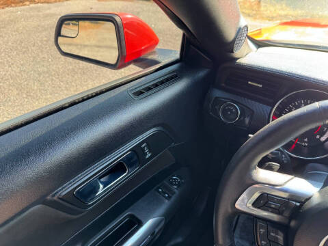 2015 Ford Mustang V6