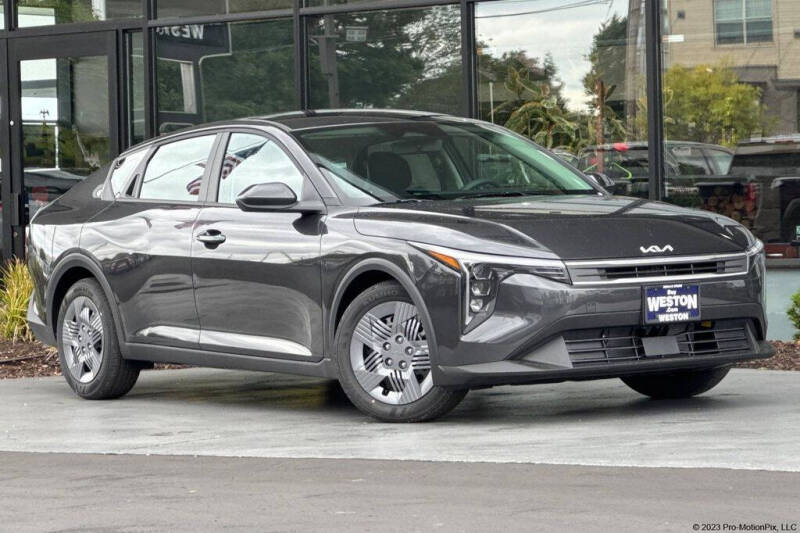 2026 Kia K4 LX