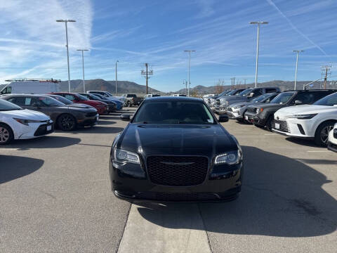 2022 Chrysler 300 Touring