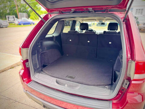 2012 Jeep Grand Cherokee Laredo