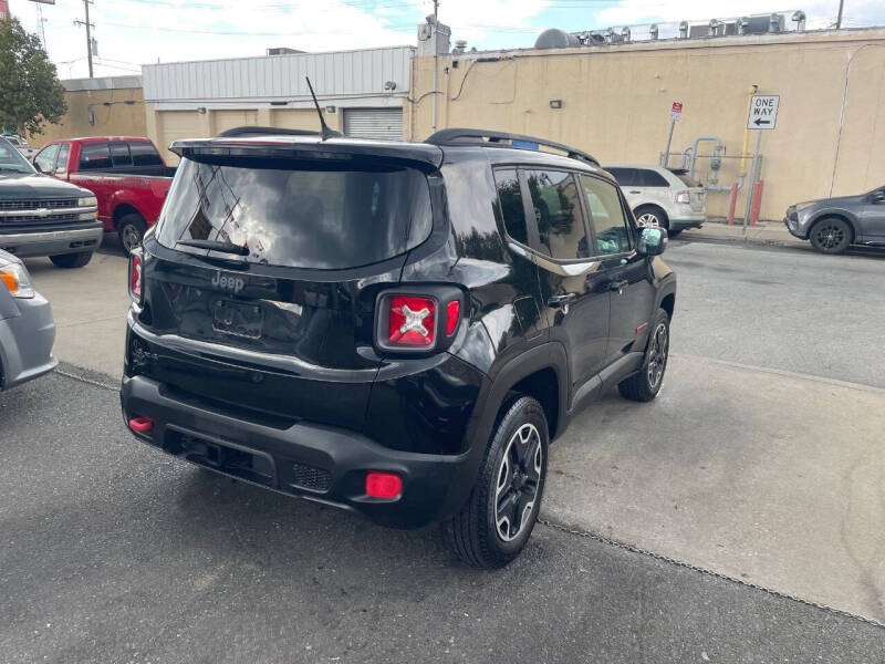 2016 Jeep Renegade Trailhawk