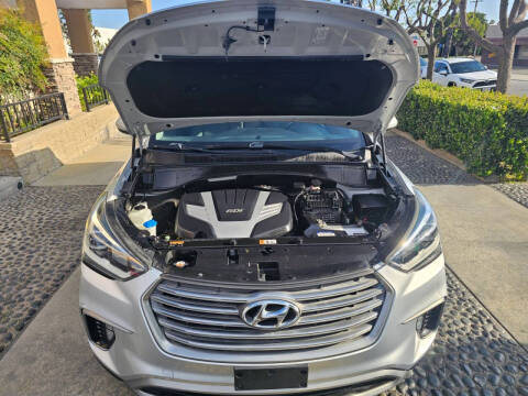 2017 Hyundai Santa Fe SE
