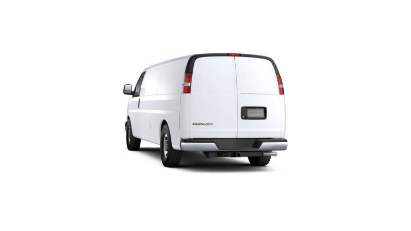 2025 Chevrolet Express 3500