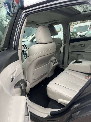 2013 Toyota Venza LE