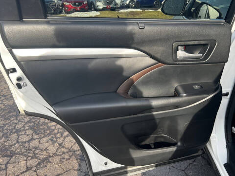 2017 Toyota Highlander XLE