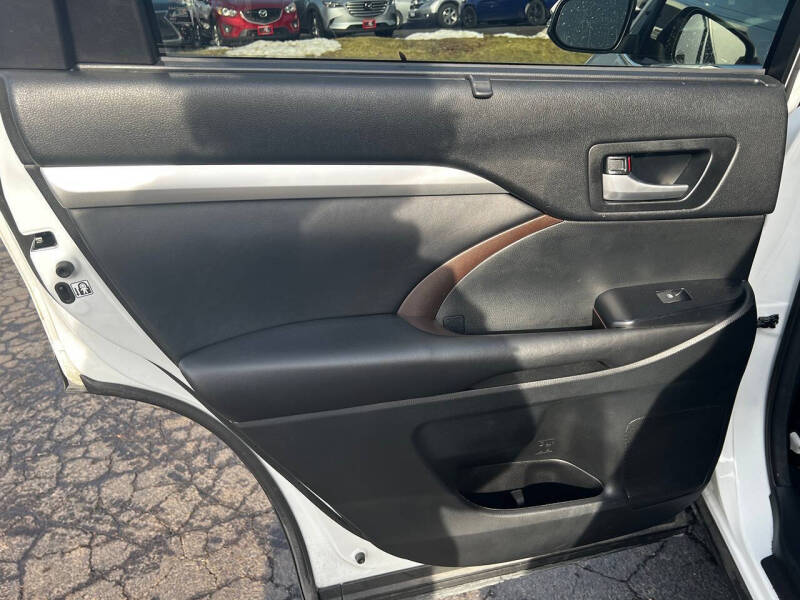 2017 Toyota Highlander XLE