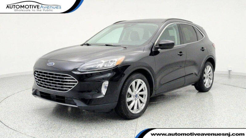 2021 Ford Escape Hybrid Titanium